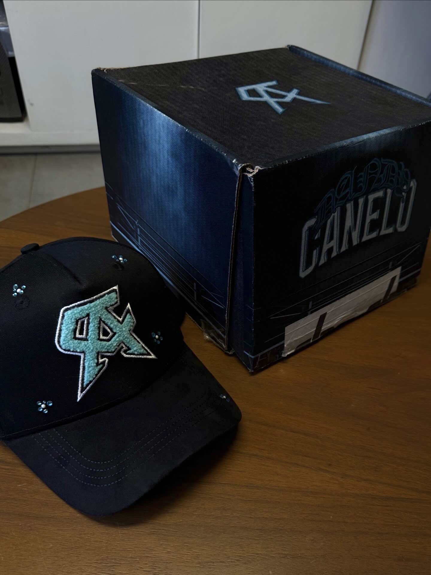 Dandy Canelo Tiffany